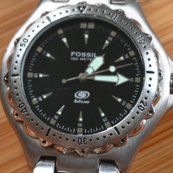 VTG 1998 Men's Fossil "Blue" Water Resistant Stainless Steel Watch - Picture 15 of 16